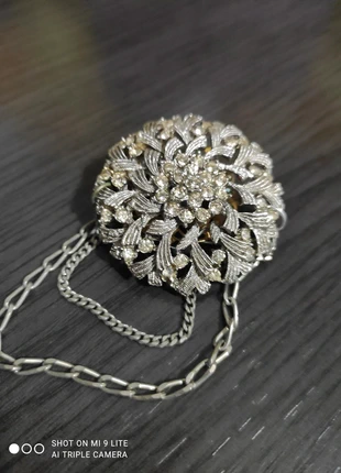 Broche vintage dessing, marque: Vintage Dressing, état: Très bon état, 6,00 €, 7,00 € Protection acheteurs incluse