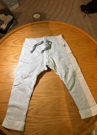 Pantalon 18 mois, marque: Petit Bateau, état: Neuf sans étiquette, taille: 12-18 mois / 80 cm, 2,50 €, 3,33 € Protection acheteurs incluse