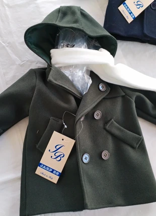 Cappottino invernale bimbo più sciarpa made in Italy in promo a €35, marque: Made In Italy, état: Neuf avec étiquette, taille: 12-18 mois / 80 cm, 35,00 €, 37,45 € Protection acheteurs incluse