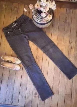 Jeans slim gris foncé – Taille 36 – Très bon état, marke: Vintage, zustand: Sehr gut, größe: S / 36 / 8, 9,00 €, 10,15 € inklusive Vinted-Käuferschutz