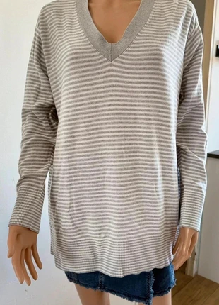 Pull Tommy Hilfiger blanc à rayure grise - Taille XL - Femme, marque: Tommy Hilfiger, état: Très bon état, taille: XL / 42 / 14, 19,90 €, 21,60 € Protection acheteurs incluse