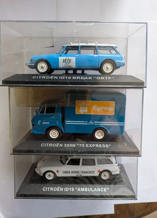 Miniatures Solido camionettes, brand: Solido, condizioni: Nuovo con cartellino, €6.00, €7.00 include la Protezione acquisti