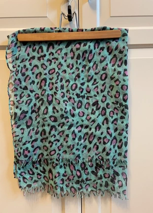 Schal in pink/mint, état: Très bon état, 4,00 €, 4,90 € Protection acheteurs incluse