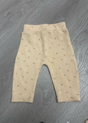 Legging bebe fille, marque: Kiabi, état: Très bon état, taille: 3-6 mois / 62 cm, 2,00 €, 2,80 € Protection acheteurs incluse