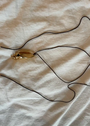 Collier coquillage, marque: Zara, état: Neuf sans étiquette, 8,00 €, 9,10 € Protection acheteurs incluse