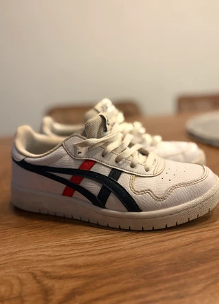 Asics Trainers - White Sneakers 37 Red Blue Stripe, marque: Asics, état: Bon état, taille: 37, 15,00 €, 16,45 € Protection acheteurs incluse