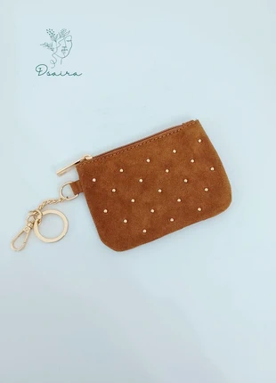 Italian Suede Camel Coin Purse with Gold Studs – Mini Pouch Keychain, marque: The Genuine Leather, état: Très bon état, 14,95 €, 16,40 € Protection acheteurs incluse