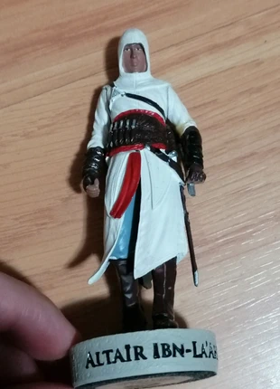 Figura Assassin's creed Altair 9,5cm, marca: Assassin's Creed, estado: Bom, tamanho: Tamanho único, €3.00, €3.85 inclui Proteção do Comprador