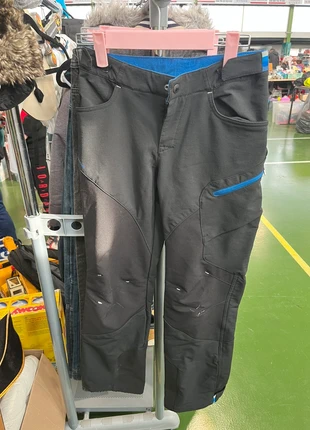 Pantalon de ski enfant Quechua 10/12 ans – Très bon état, brand: Quechua, condition: Very good, size: 10 years / 140 cm, €5.00, €5.95 includes Buyer Protection