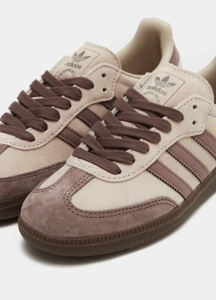 Samba OG femme marron et beige, marque: adidas Originals, état: Très bon état, taille: 36.5, 59,00 €, 62,65 € Protection acheteurs incluse