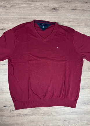Pull col V Tommy Hilfiger Bordeaux Classique taille xl, merk: Tommy Hilfiger, staat: Heel goed, maat: XL, € 15,00, € 16,45 inclusief Kopersbescherming