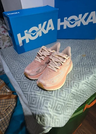 Hoka Clifton 9, brand: Hoka One One, condition: Very good, size: 3.5, £40.00, £42.70 includes Buyer Protection