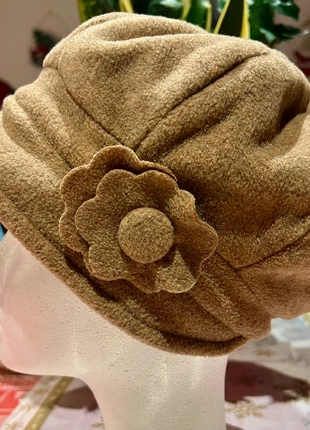 Béret bonnet style gavroche camel Domoti, merk: domoti, staat: Nieuw zonder prijskaartje, maat: Universele maat, € 14,00, € 15,40 inclusief Kopersbescherming