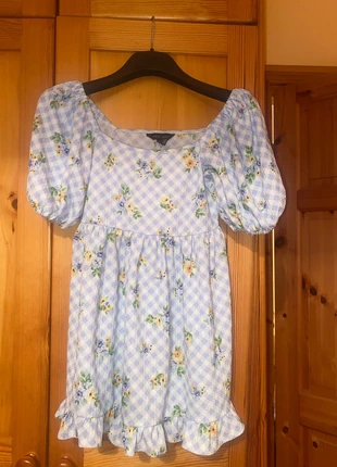 New look flower dress XS, marque: New Look, état: Bon état, taille: XS / 34 / 6, 8,00 €, 9,10 € Protection acheteurs incluse