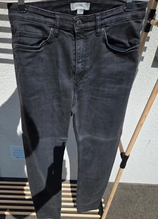 Jean skinny hetm taille 40, brand: H&M, condizioni: Ottime, taglia: L / IT 44 / EU 40, €6.00, €7.00 include la Protezione acquisti
