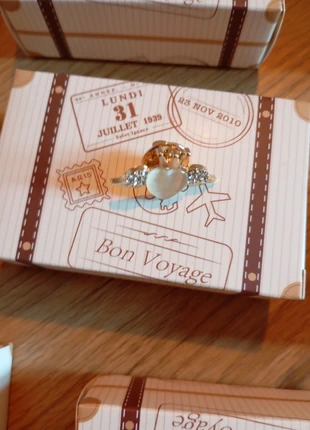 Broche avec la boîte, marca: luxe.fr, estado: Muito bom, €5.00, €5.95 inclui Proteção do Comprador Pro