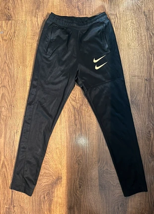 🔥Exclusive Nike Running SWOOSH 🔥, marque: Nike, état: Bon état, taille: M, 13,20 €, 14,56 € Protection acheteurs incluse