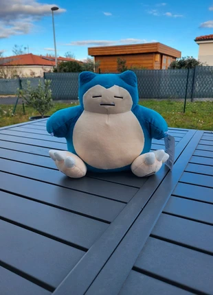 Peluche Pokémon Ronflex (Snorlax), merk: Pokémon, staat: Nieuw met prijskaartje, maat: Universeel, € 14,00, € 15,40 inclusief Kopersbescherming