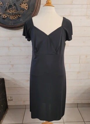 Robe noire, état: Très bon état, taille: 5XL / 50 / 22, 8,00 €, 9,10 € Protection acheteurs incluse