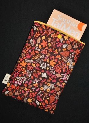 Pochette à livre, marque: Fait Main, état: Neuf avec étiquette, 22,00 €, 23,80 € Protection acheteurs incluse