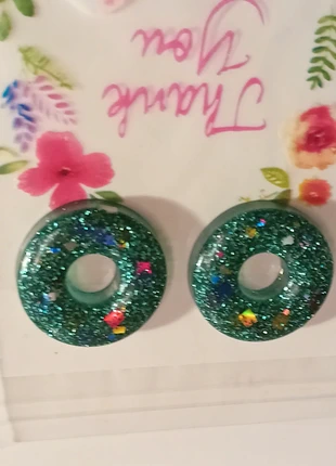 🌸🎁Pampilles donuts vert emeraude pailletées 🎁Pampilles donuts vert emeraude pailletées, brand: Maman la beaute, condition: New without tags, €3.50, €4.38 includes Buyer Protection