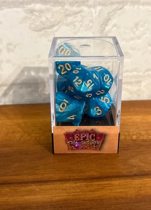 Lot de Dés – Bleu Nacré & Or – Set Complet 7 Pièces en Boîte – Jeu de Rôle, marke: D&D, zustand: Neu, mit Etikett, 7,90 €, 9,00 € beinhaltet Vinted-Käuferschutz Pro