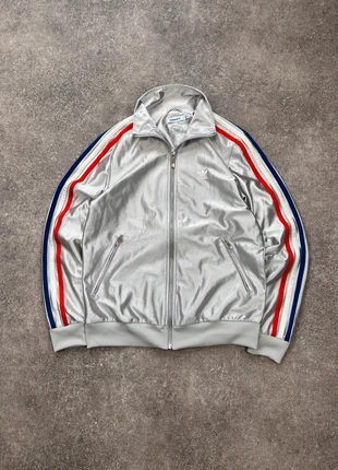 Veste de survêtement Adidas 3 stripes sweat trackjacket silver red blue y2k, marque: adidas, état: Très bon état, taille: S / 36 / 8, 40,00 €, 42,70 € Protection acheteurs incluse