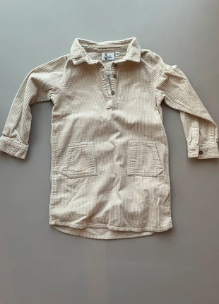 Kleedje corduroy, marque: Blue Queen, état: Très bon état, taille: 6 ans / 116 cm, 5,00 €, 5,95 € Protection acheteurs incluse