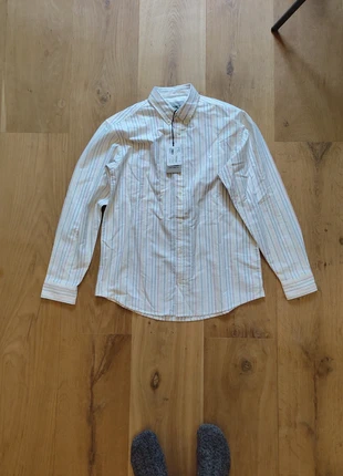 Carhartt overhemd gestreept, merk: Carhartt, staat: Nieuw met prijskaartje, maat: M, € 30,00, € 32,20 inclusief Kopersbescherming