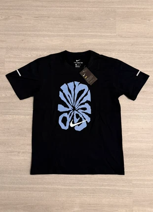 T-shirt nike running noir bleu taille L, marca: Nike, estado: Muito bom, tamanho: L, €30.00, €32.20 inclui Proteção do Comprador