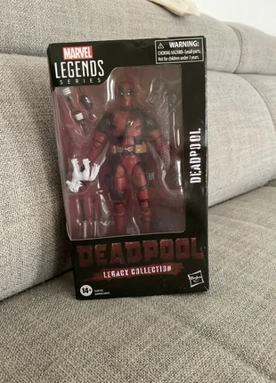 Coffret figurine deadpool boîte abîmé, brand: Deadpool, condizioni: Ottime, taglia: 3 anni / 98 cm, €11.90, €13.20 include la Protezione acquisti Pro