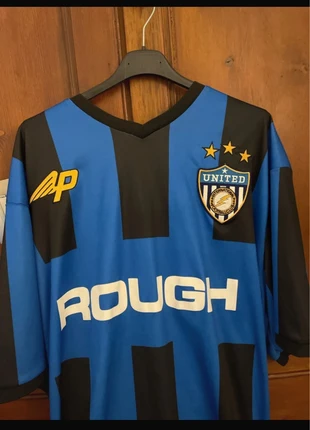 Maillot de foot united international football club, marque: International, état: Neuf sans étiquette, taille: XL, 10,00 €, 11,20 € Protection acheteurs incluse