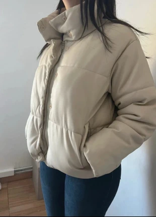 Doudoune courte Bershka simili cuir beige, brand: Bershka, condition: Very good, size: S / 36 / 8, €16.00, €17.50 includes Buyer Protection