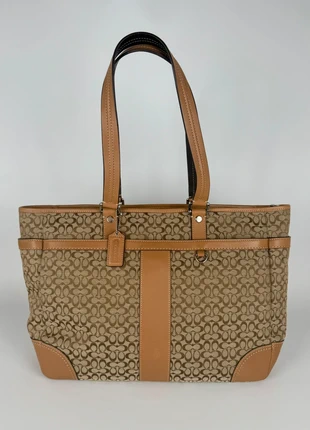 Sac à main / Handbag Coach Grand Cabas Signature Monogram / Canvas & Leather premium, marque: Coach, état: Très bon état, 130,00 €, 137,20 € Protection acheteurs incluse