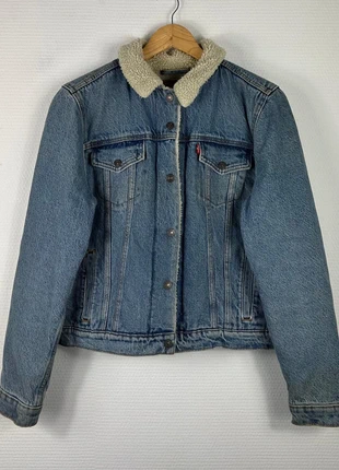 Veste en Jean Levi’s Col Sherpa/Trucker Molletonné Bleu, marke: Levi's, zustand: Sehr gut, größe: L / 40 / 12, 49,00 €, 52,15 € beinhaltet Vinted-Käuferschutz Pro