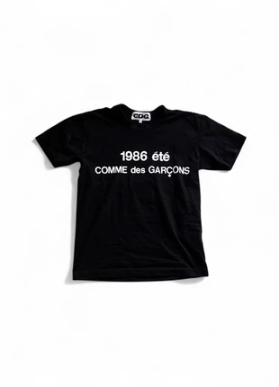 T-shirt Comme des garçons 1986 été Noir, brand: Comme des Garçons, condizioni: Ottime, taglia: M, €65.00, €68.95 include la Protezione acquisti