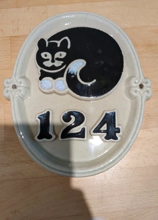 Vintage ceramic cat door number, brand: Source Unknown, condition: Good, £30.00, £32.20 includes Buyer Protection