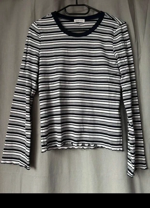 Manches longues, marke: Cache Cache, zustand: Sehr gut, größe: S / 36 / 8, 5,00 €, 5,95 € inklusive Vinted-Käuferschutz