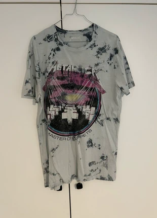 T-shirt Metallica, brand: Metallica, condizioni: Discrete, taglia: L / IT 44 / EU 40, €1.00, €1.75 include la Protezione acquisti