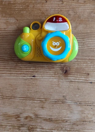 📸 Mon premier appareil photo – jouet interactif bébé, état: Bon état, taille: 12-18 mois / 80 cm, 3,00 €, 3,85 € Protection acheteurs incluse