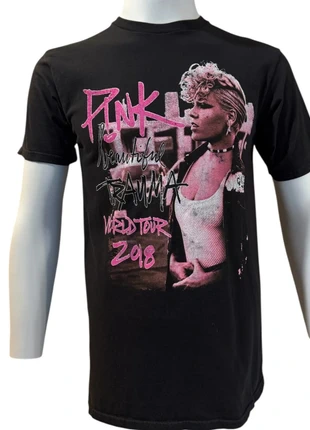 magnifique tee-shirt collector pink tournée 2018, marque: t-shirt pink concert 2018, état: Très bon état, taille: M / 38 / 10, 10,00 €, 11,20 € Protection acheteurs incluse