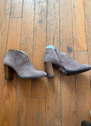 Bottines marron en cuir t38, marke: Liberto, zustand: Neu, mit Etikett, größe: 38, 12,00 €, 13,30 € inklusive Vinted-Käuferschutz