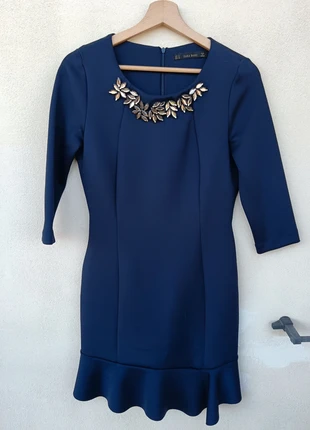 Abito longuette Zara con pietre al collo, marque: Zara, état: Neuf sans étiquette, taille: M / 38 / 10, 6,00 €, 7,00 € Protection acheteurs incluse