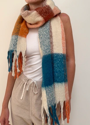 Grande écharpe à carreaux Mango tons automnaux, douce et chaude, marque: Mango, état: Très bon état, 12,00 €, 13,30 € Protection acheteurs incluse