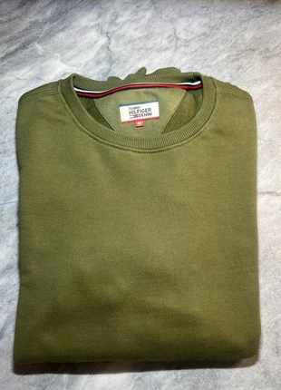 Sweat-shirt Tommy Hilfiger vert kaki, marke: Tommy Hilfiger, zustand: Neu, größe: M, 42,19 €, 45,00 € inklusive Vinted-Käuferschutz