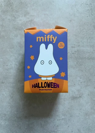 Blindbox Miffy Halloween, marque: Miffy, état: Très bon état, taille: 3 ans / 98 cm, 15,00 €, 16,45 € Protection acheteurs incluse