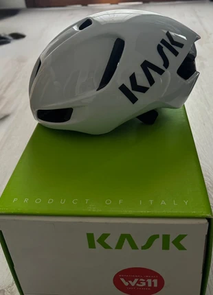 Utopia kask bianco, marke: KASK, zustand: Neu, mit Etikett, 180,00 €, 189,70 € inklusive Vinted-Käuferschutz