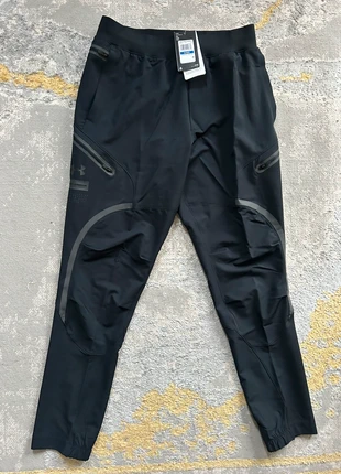 Bas Under Taille correspond à L / Prix négociable à 70€ ou RIEN, brand: Under Armour, condition: Very good, size: L, €75.00, €79.45 includes Buyer Protection