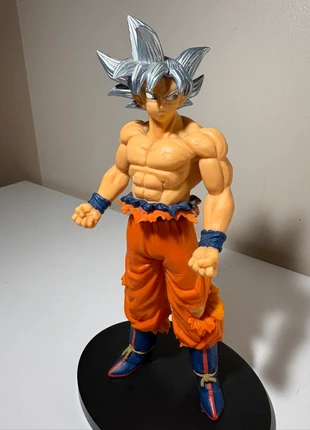 Figurine San Goku Ultra Instinct Parfait Dragon Ball Z, brand: Dragon Ball Z, condition: Very good, size: One size, €15.00, €16.45 includes Buyer Protection