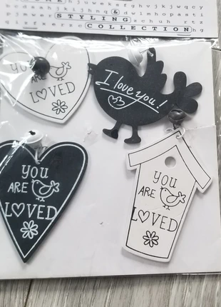 Petites décorations à suspendre noir et blanc, staat: Nieuw zonder prijskaartje, € 1,00, € 1,75 inclusief Kopersbescherming